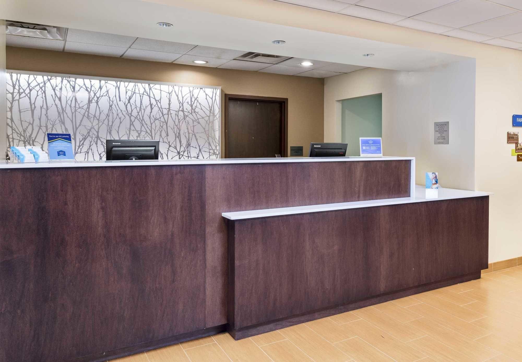 Fairfield Inn & Suites By Marriott Atlanta Perimeter Center Dunwoody Bagian luar foto
