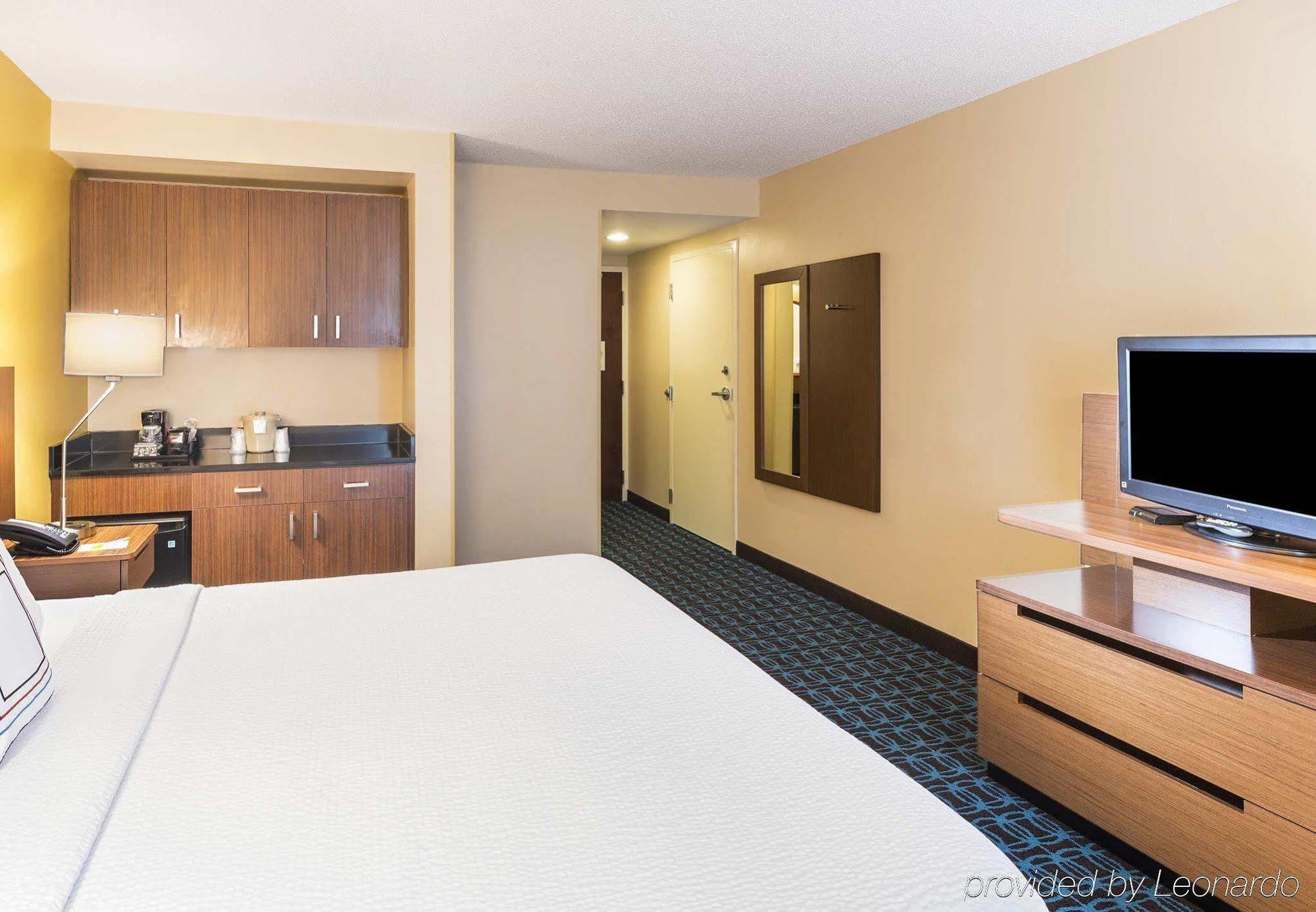 Fairfield Inn & Suites By Marriott Atlanta Perimeter Center Dunwoody Bagian luar foto