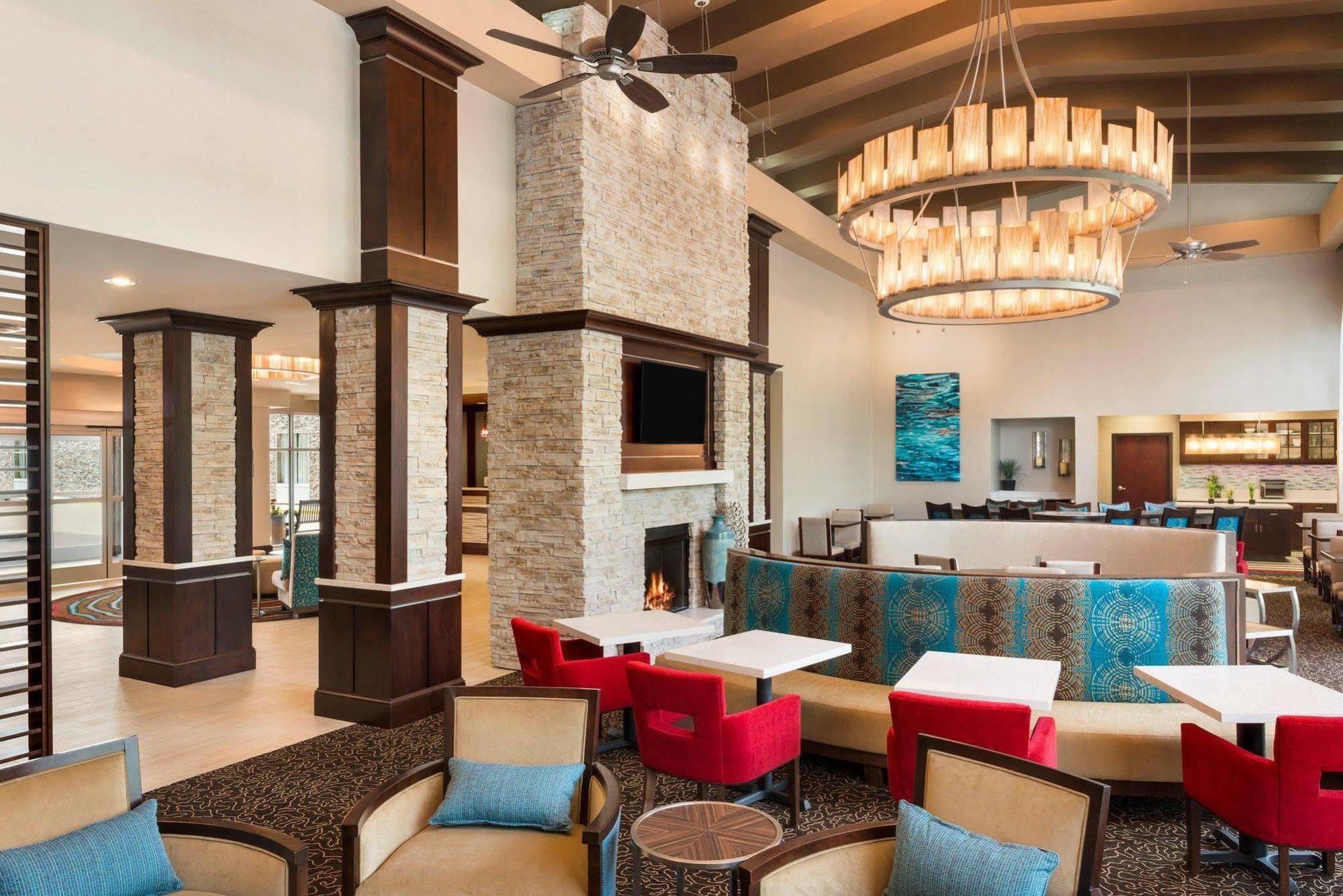 Fairfield Inn & Suites By Marriott Atlanta Perimeter Center Dunwoody Bagian luar foto