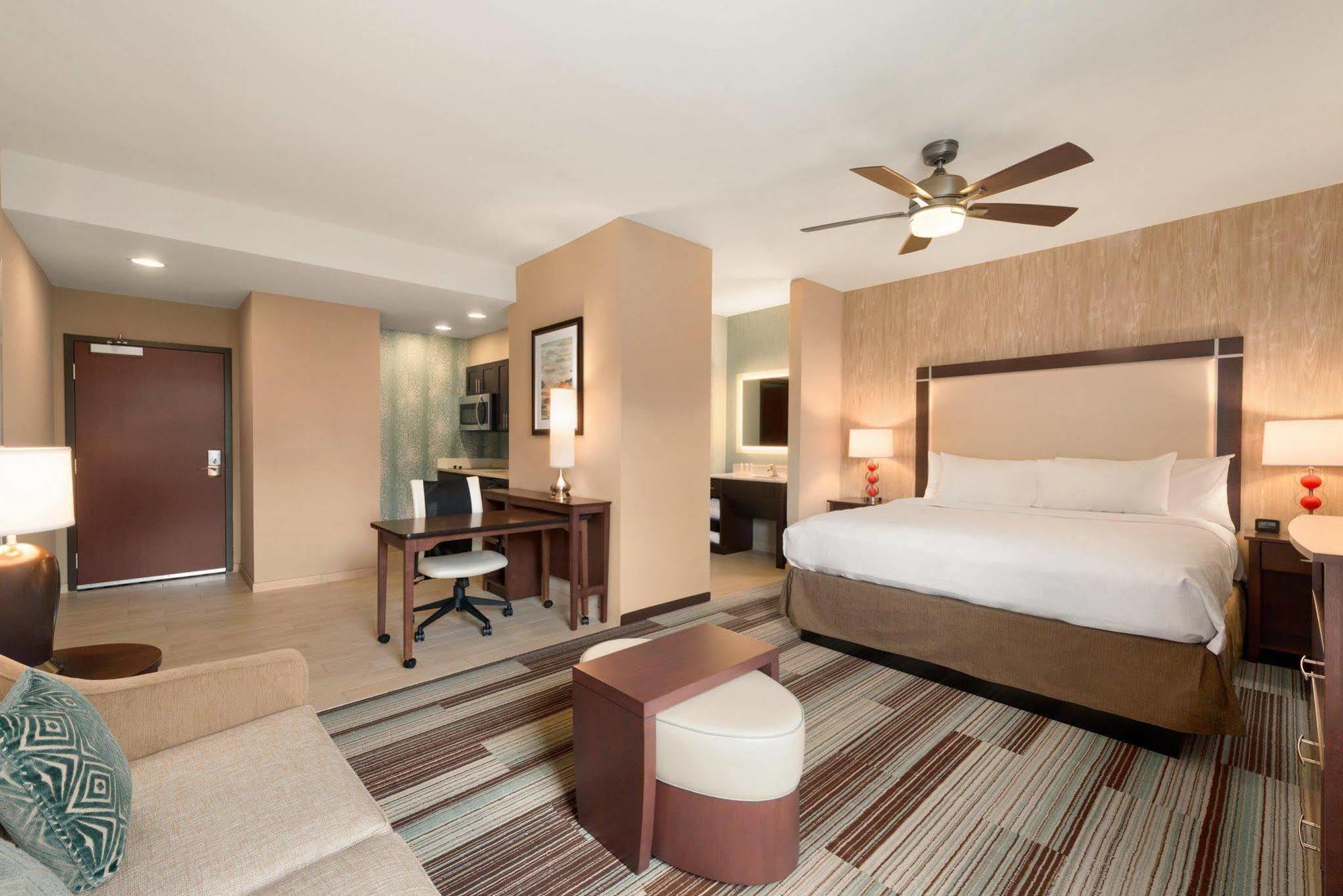 Fairfield Inn & Suites By Marriott Atlanta Perimeter Center Dunwoody Bagian luar foto