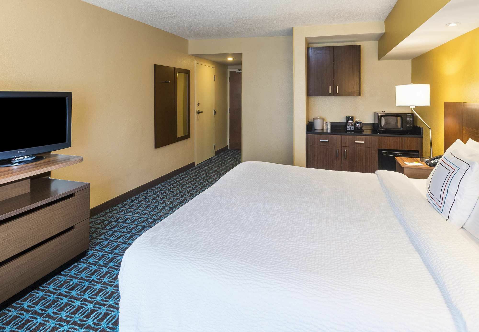 Fairfield Inn & Suites By Marriott Atlanta Perimeter Center Dunwoody Bagian luar foto